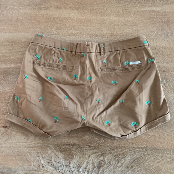 Scotch & Soda palm tree shorts - Picture 2 of 7